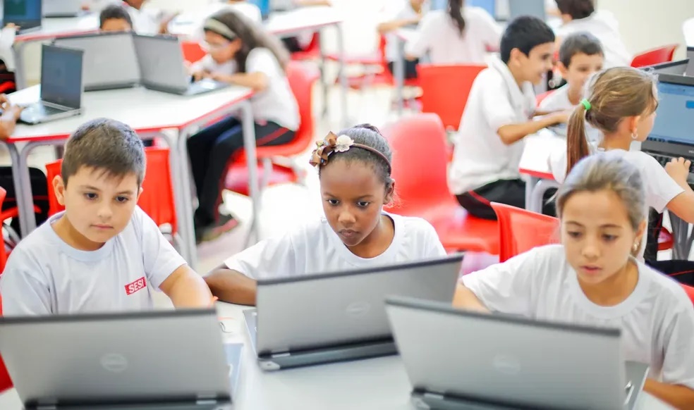 SESI abre inscrições para vagas remanescentes no ensino médio em Porto Ferreira